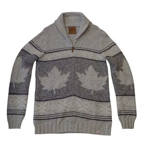 Cozy Gray Leaf Pattern Canada Cardigan